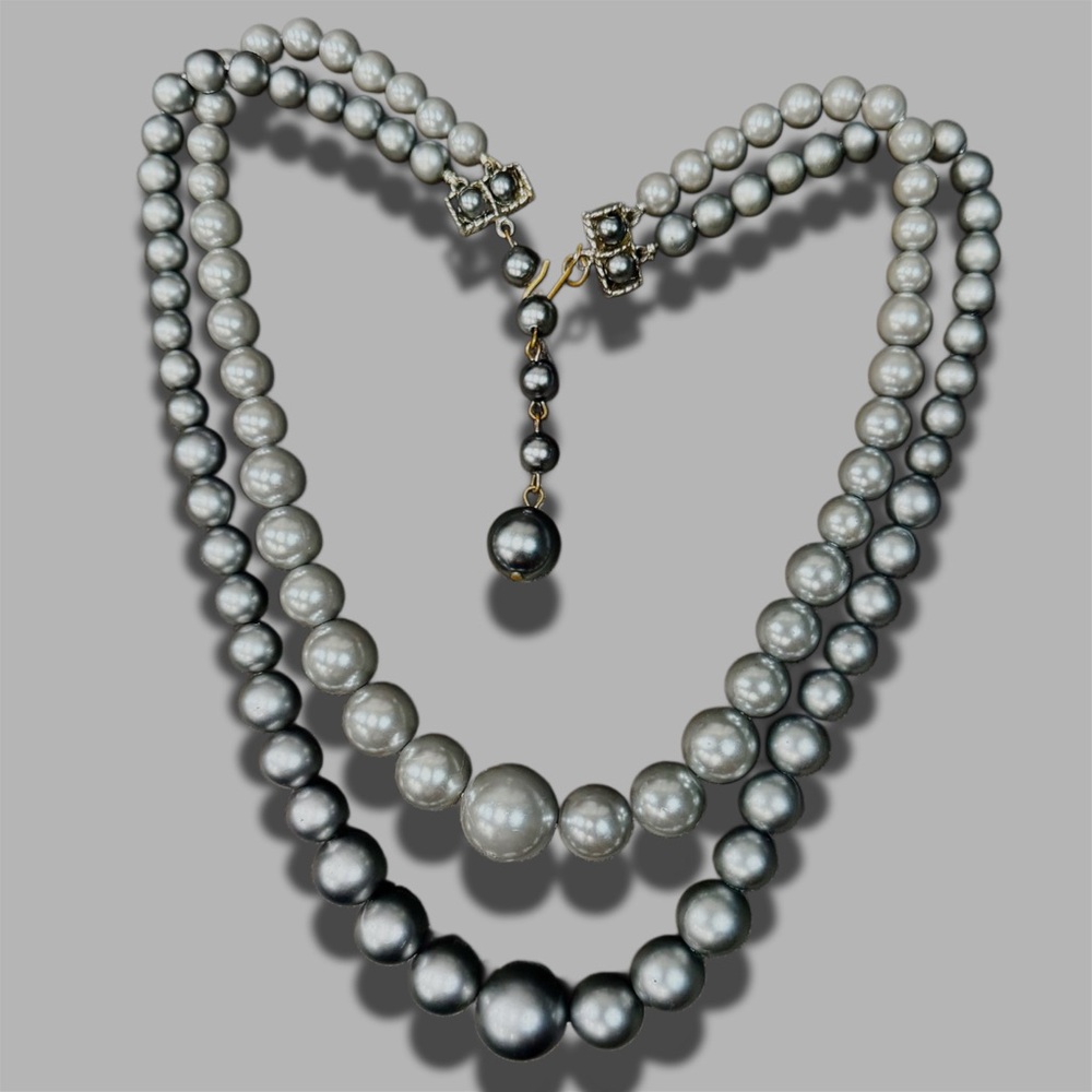 Vintage Silver Gray Double Strand Graduated Faux Pearl Necklace & Drop Pendant